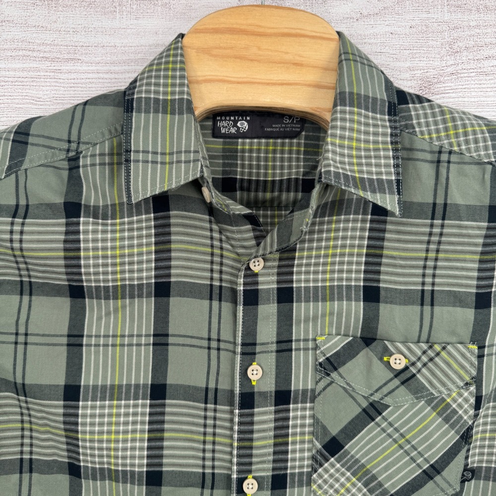 Mountain Hardwear Shirt Mens Small Plaid Button Up Outdoor Casual Hiking Casual‎